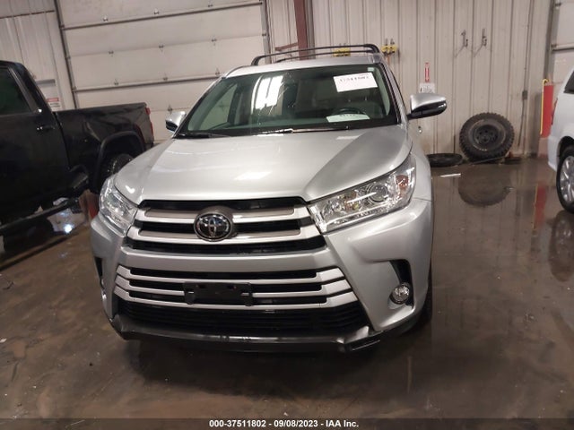 2017 TOYOTA HIGHLANDER XLE/SE VIN: 5TDJZRFH8HS521908