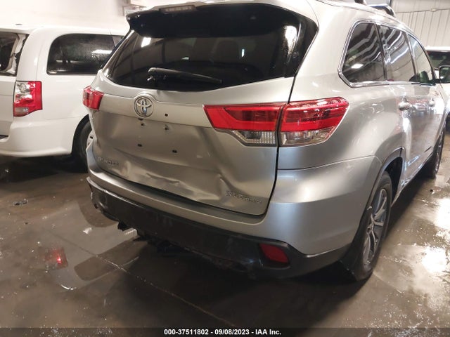 2017 TOYOTA HIGHLANDER XLE/SE VIN: 5TDJZRFH8HS521908
