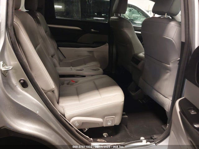 2017 TOYOTA HIGHLANDER XLE/SE VIN: 5TDJZRFH8HS521908