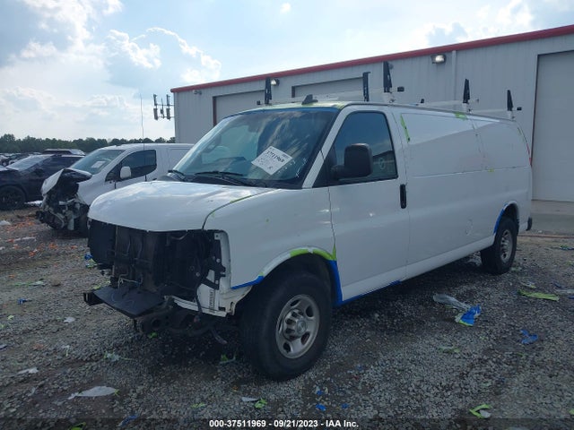 Chevrolet EXPRESS CARGO VAN 2020 1GCWGBFG7L1184230 Image 2