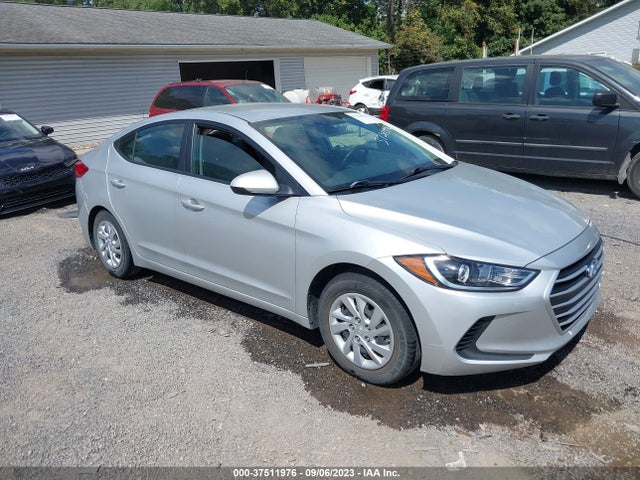Hyundai ELANTRA SE 2018 5NPD74LF1JH353548 главное изображение