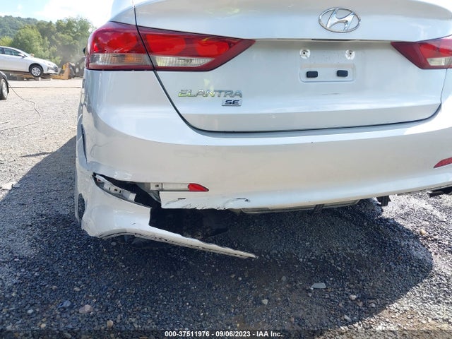 Hyundai ELANTRA SE 2018 5NPD74LF1JH353548 Image 6