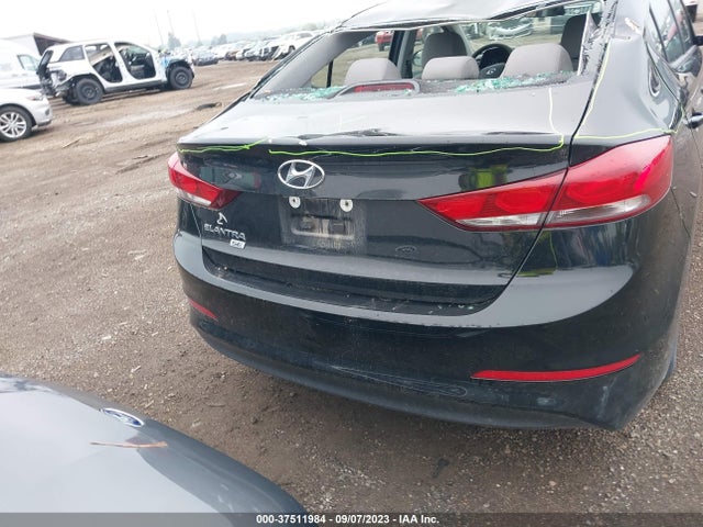 2018 HYUNDAI ELANTRA SE VIN: 5NPD74LF3JH321510