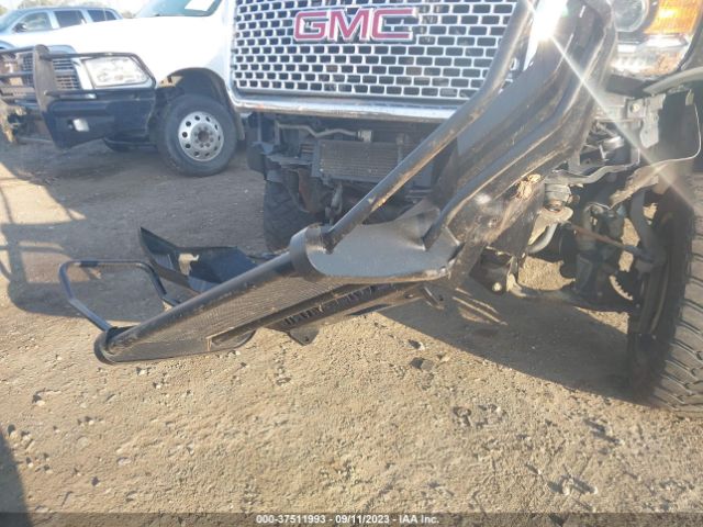 1GT120E89FF525951 GMC Sierra 2500hd Denali