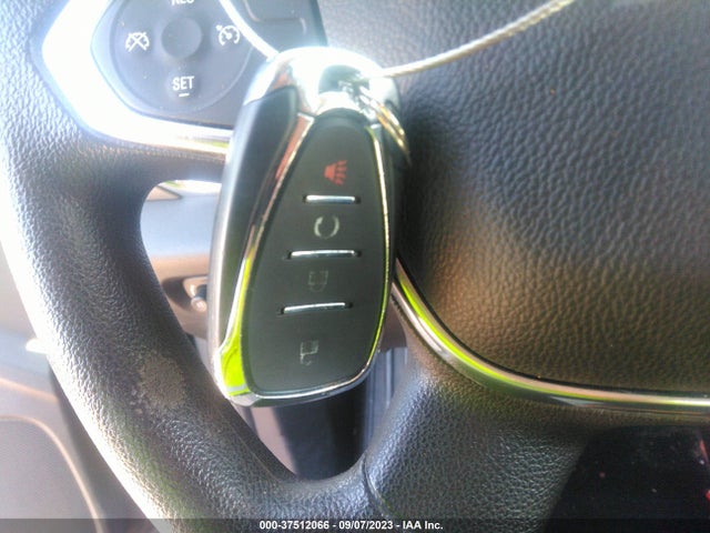 Chevrolet Traverse Ls 2018 1GNERFKW1JJ143395 Image 11