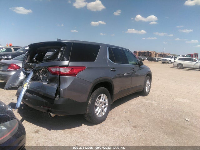 Chevrolet Traverse Ls 2018 1GNERFKW1JJ143395 Image 4