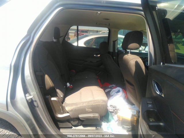 Chevrolet Traverse Ls 2018 1GNERFKW1JJ143395 Image 8