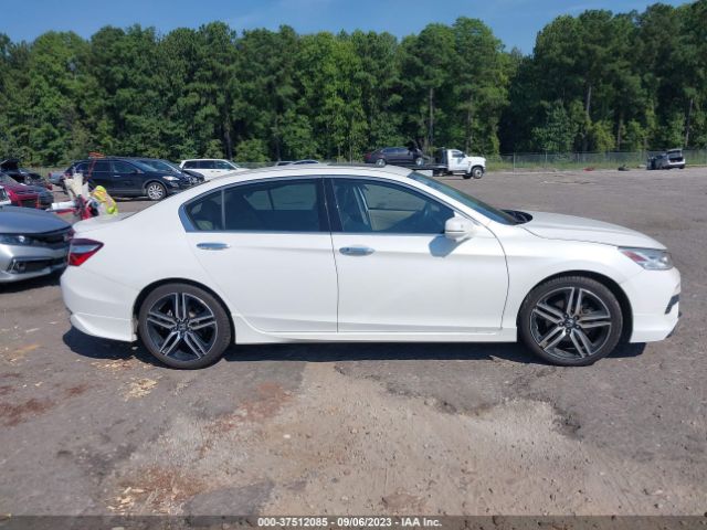 1HGCR3F90GA005568 Honda Accord Sedan Touring