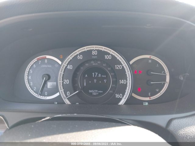 1HGCR3F90GA005568 Honda Accord Sedan Touring