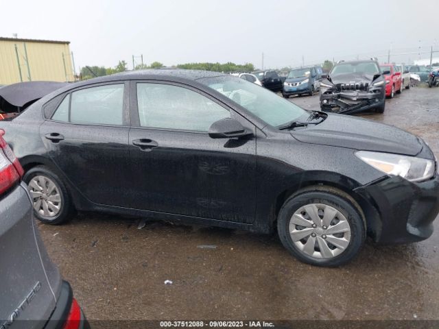 3KPA24AB7KE225306 KIA RIO S
