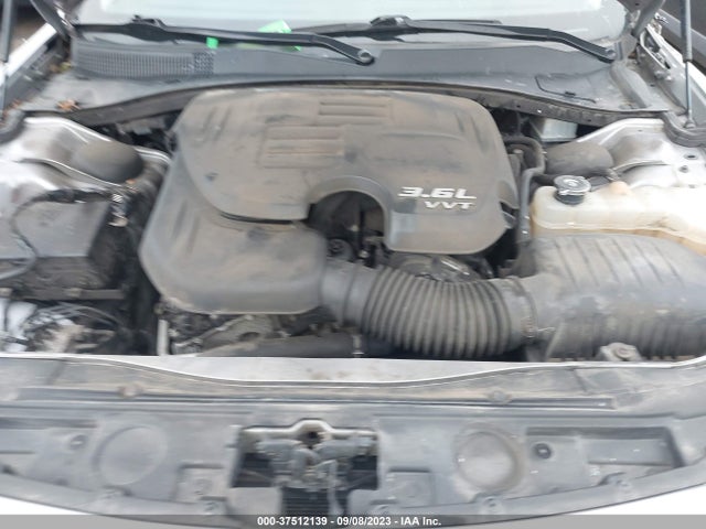 Chrysler 300 Limited 2017 2C3CCARG2HH571415 Image 10