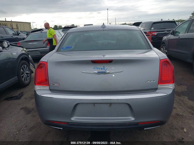 Chrysler 300 Limited 2017 2C3CCARG2HH571415 Image 16