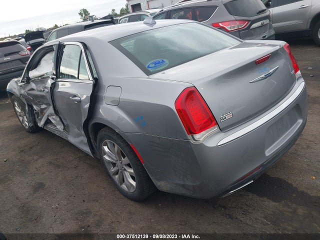 Chrysler 300 Limited 2017 2C3CCARG2HH571415 Image 3