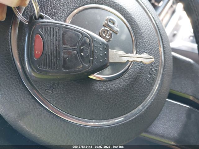 1C4NJDEB0ED898555 Jeep Compass Latitude