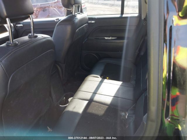 1C4NJDEB0ED898555 Jeep Compass Latitude