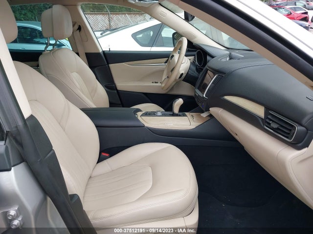 ZN661XUA8JX283435 Maserati Levante