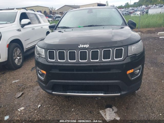 3C4NJDCB9JT207238 Jeep Compass Limited