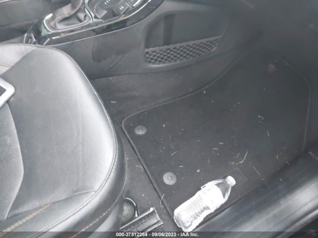 3C4NJDCB9JT207238 Jeep Compass Limited