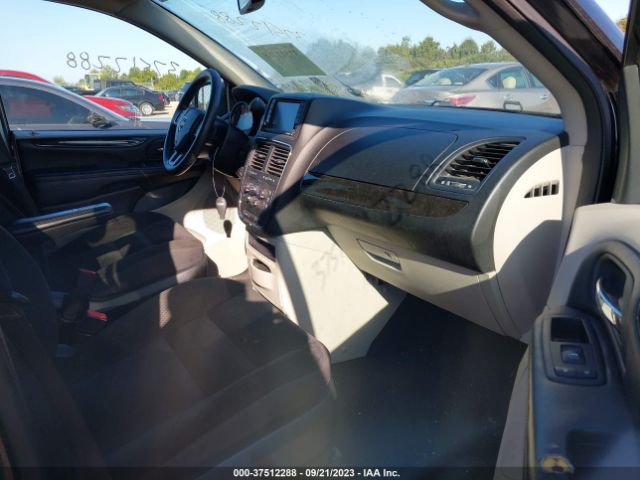 2C4RDGBG7KR677800 Dodge Grand Caravan Se