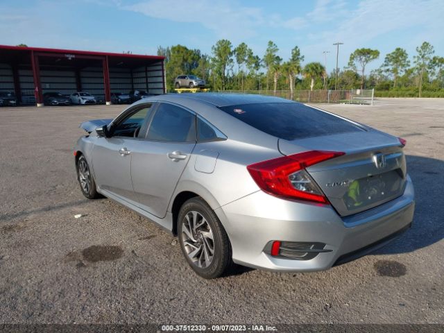 19XFC2F70GE033275 Honda Civic Sedan Ex