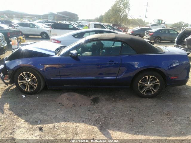 1ZVBP8EMXE5304863 Ford Mustang V6