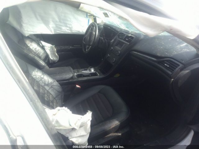 3FA6P0LU4JR131573 Ford Fusion Hybrid Se