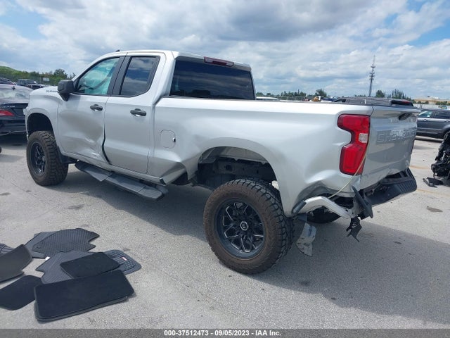 Chevrolet Silverado 1500 Custom 2021 1GCRWBEK1MZ320604 Image 3