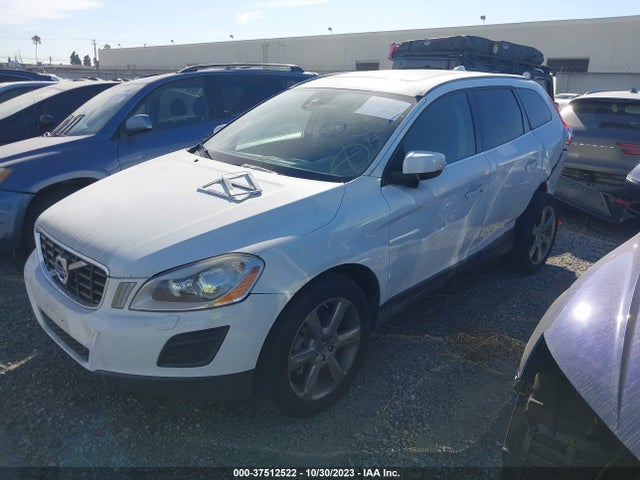 2013 VOLVO XC60 T6 VIN: YV4902DZ3D2414067