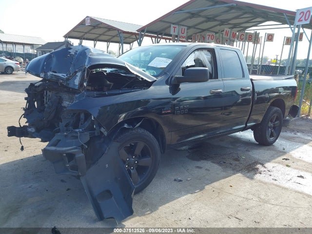 RAM 1500 Express 2018 1C6RR7FT3JS344166 Image 2