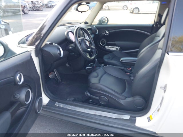 2013 MINI COOPER HARDTOP WMWSV3C54DT395322 Photo 4