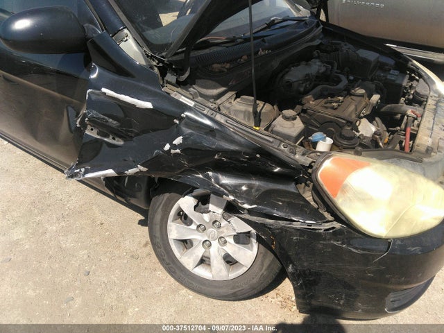 2008 HYUNDAI ACCENT GS VIN: KMHCM36C68U073233
