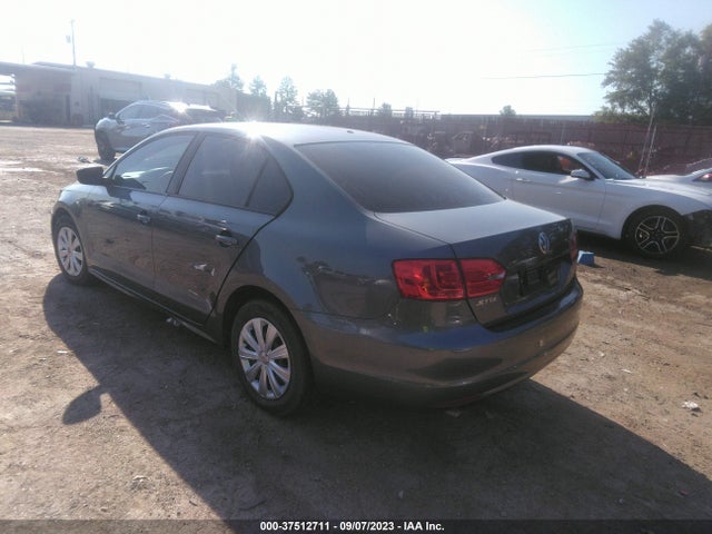3VW2K7AJ7EM290435 Volkswagen Jetta Sedan S