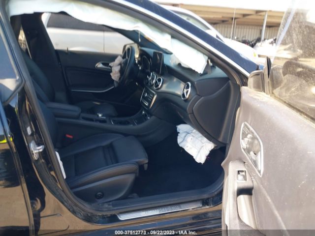 WDDSJ4EB0HN430221 Mercedes-Benz CLA