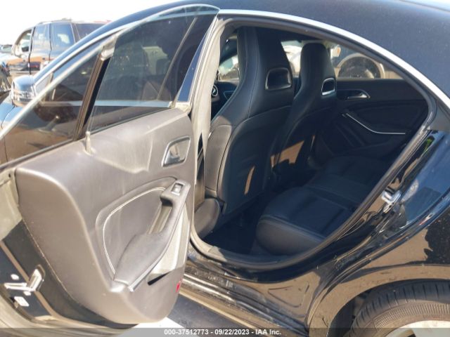 WDDSJ4EB0HN430221 Mercedes-Benz CLA