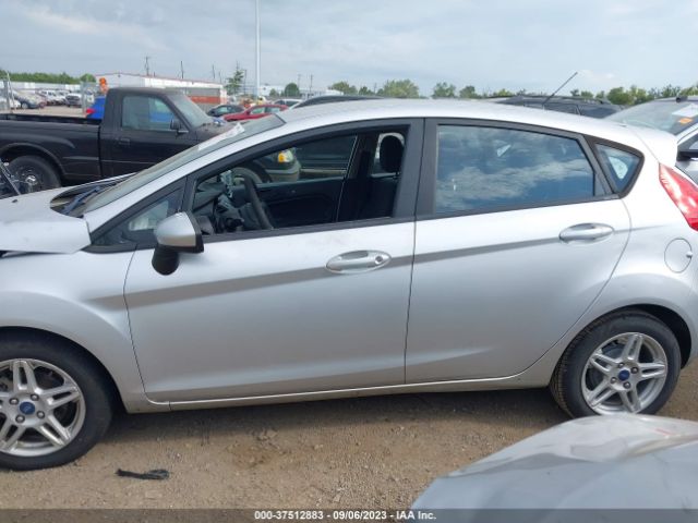 3FADP4EJ0HM130834 Ford FIESTA SE