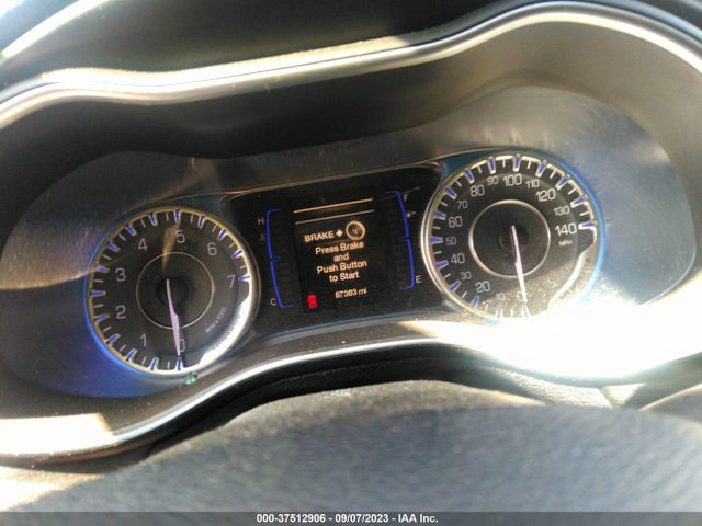 1C3CCCAB5FN529742 Chrysler 200 Limited