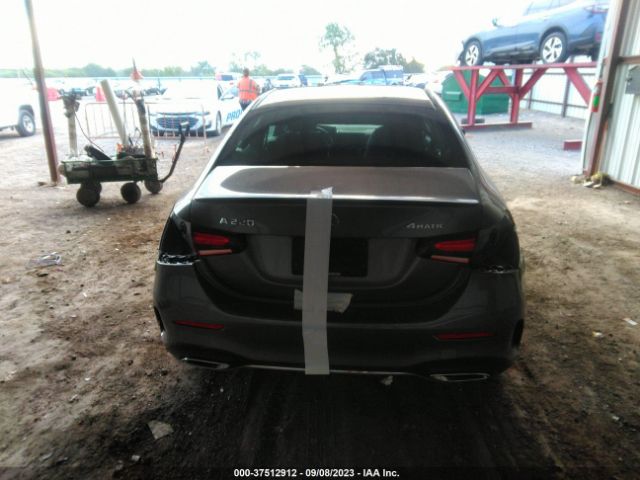 WDD3G4FB3LW042145 Mercedes-Benz A-class A 220