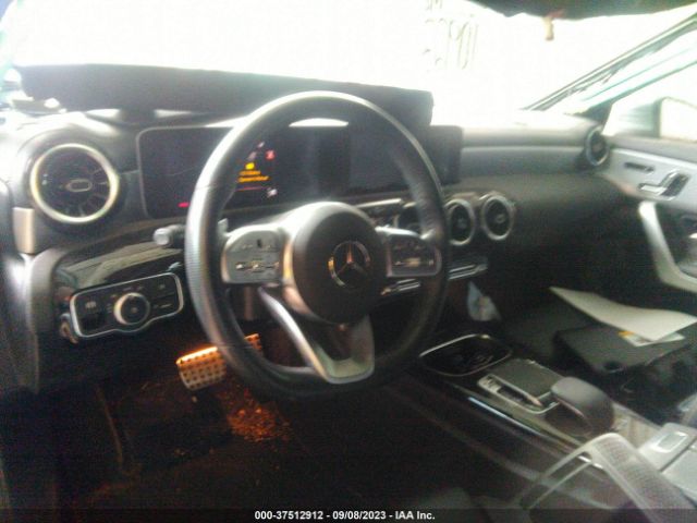 WDD3G4FB3LW042145 Mercedes-Benz A-class A 220