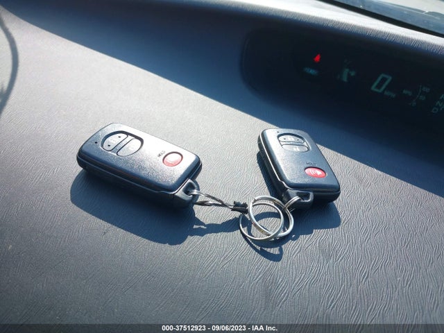 Toyota Prius Four/five/three/one/two 2014 JTDKN3DU2E0376277 Image 3