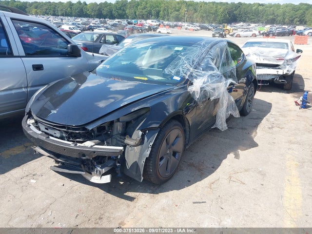 5YJ3E1EB2NF133401 Tesla Model 3 Long Range