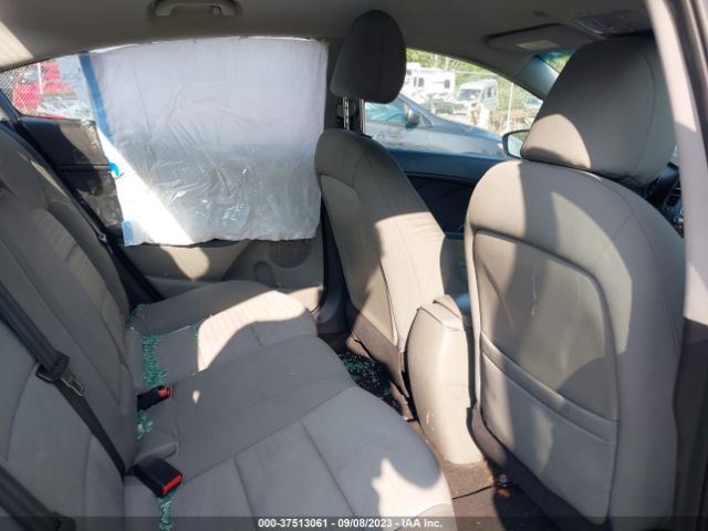 KNAFX4A80E5205116 KIA FORTE EX