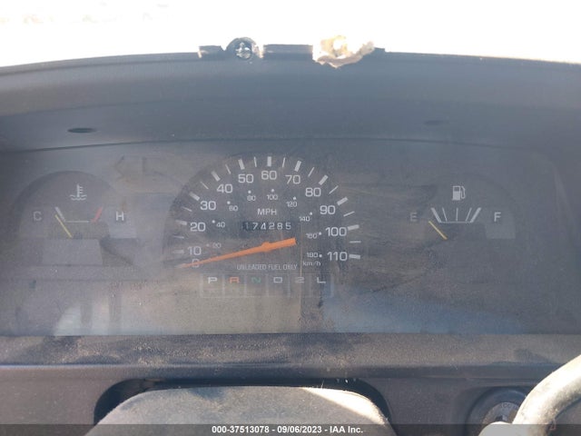 1993 TOYOTA PICKUP 1/2 TON SHORT WHLBSE DX VIN: 4TARN81P0PZ128307