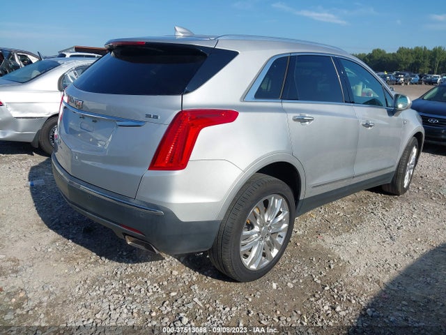 1GYKNCRS0HZ104764 Cadillac Xt5 Premium Luxury Fwd