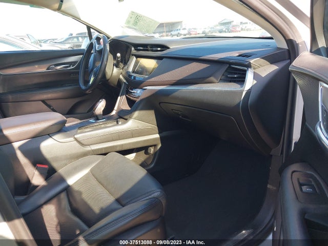 1GYKNCRS0HZ104764 Cadillac Xt5 Premium Luxury Fwd