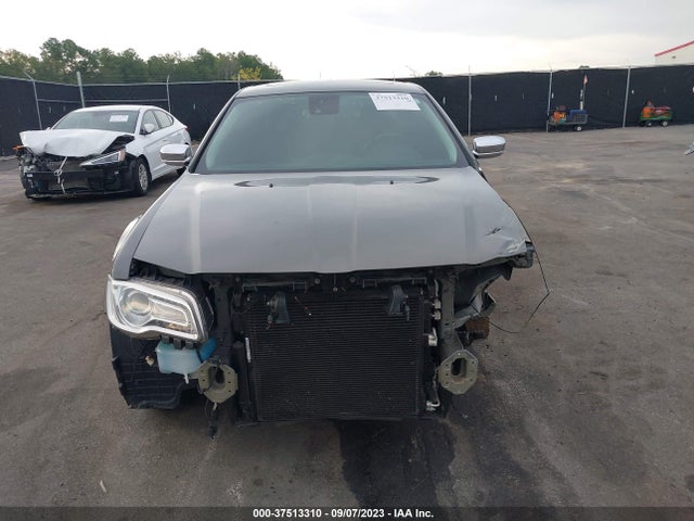Chrysler 300 Limited 2019 2C3CCAEG2KH722444 Image 13