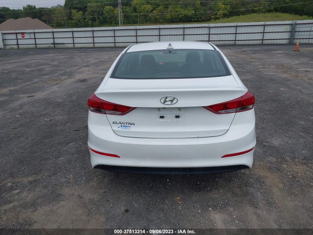 2018 HYUNDAI ELANTRA SEL VIN: 5NPD84LF5JH289401
