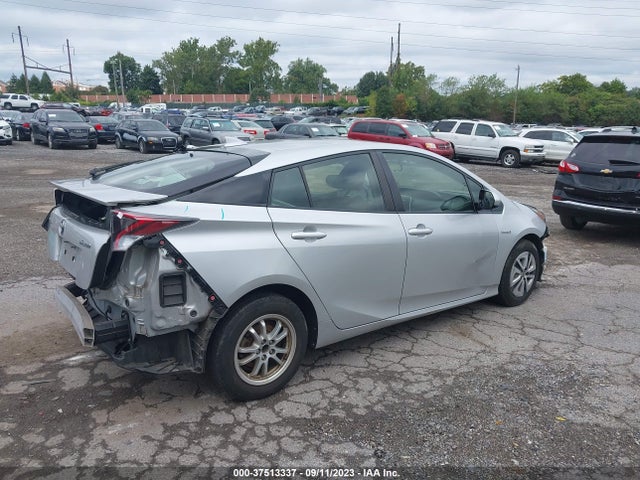 Toyota Prius Four 2016 JTDKARFU7G3009629 Image 11