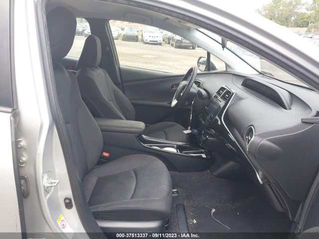 Toyota Prius Four 2016 JTDKARFU7G3009629 Image 12