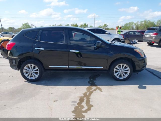 JN8AS5MT4FW164670 Nissan Rogue Select S
