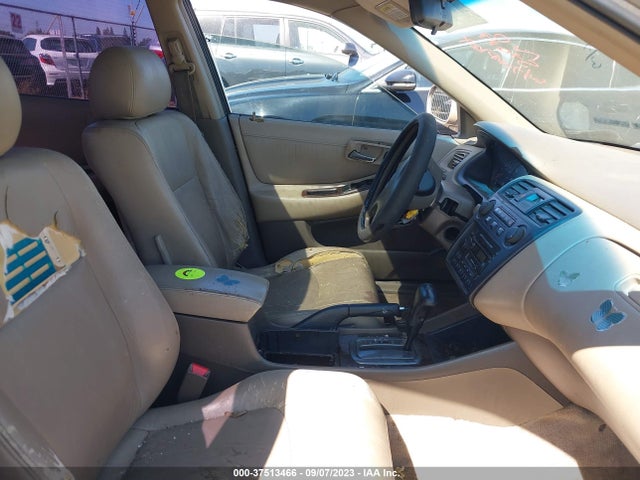 2001 HONDA ACCORD SDN EX W/LEATHER VIN: JHMCG660X1C019575